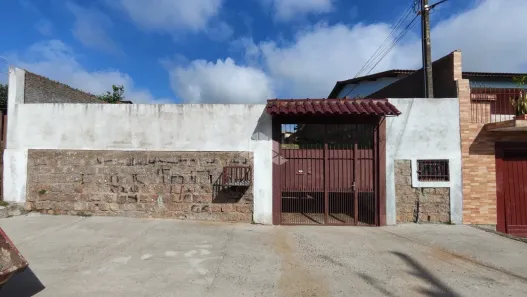Casa com 2 Quartos à venda, 50m² no Vila Nova, Porto Alegre
