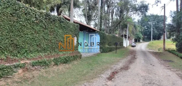 Fazenda/Sítio com 4 Quartos à venda, 273m² no Parque Cerejeiras, Suzano