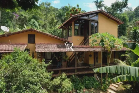 Casa com 3 Quartos à venda, 1213m² no Pedro do Rio, Petrópolis