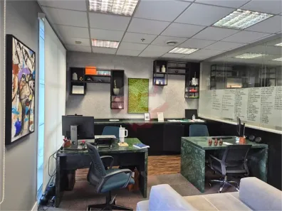 Sala Comercial para alugar, 67m² no Vila Cordeiro, São Paulo