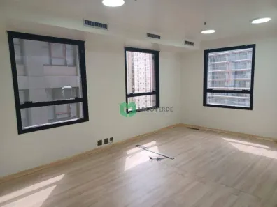 Sala Comercial para alugar, 154m² no Vila Olímpia, São Paulo
