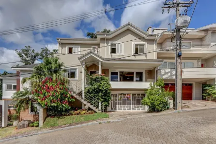 Casa de Condomínio com 3 Quartos à venda, 290m² no Lomba do Pinheiro, Porto Alegre