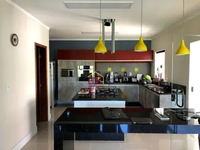 Fazenda/Sítio com 3 Quartos à venda, 220m² no Granjas Rurais Reunidas São Judas Tadeu, Taubaté