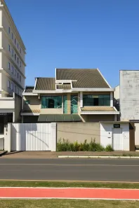 Sobrado com 4 Quartos para alugar, 600m² no Olarias, Ponta Grossa