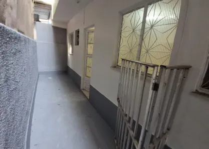 Casa com 2 Quartos para alugar, 55m² no Rocha Miranda, Rio de Janeiro