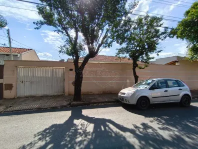 Casa com 3 Quartos para alugar, 124m² no Vila Sedenho, Araraquara