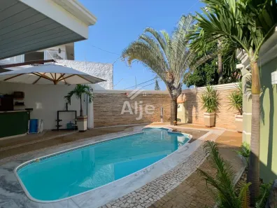 Casa com 3 Quartos à venda, 346m² no Jardim Aeroporto, Marília