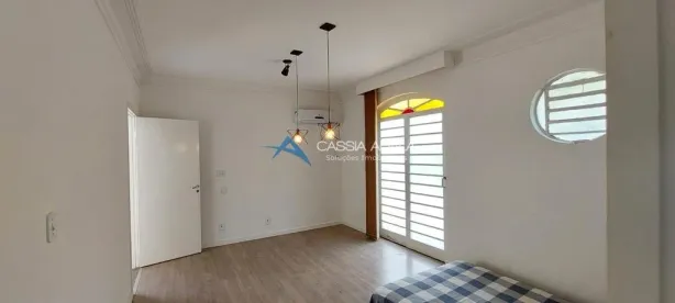 Imóvel Comercial com 8 Quartos à venda, 204m² no Vila Itapura, Campinas