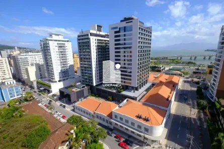 Apartamento com 2 Quartos para alugar, 73m² no Centro, Florianópolis