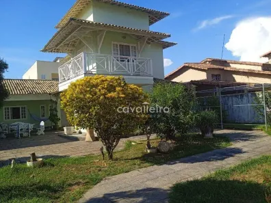 Casa com 4 Quartos à venda, 329m² no Centro, Maricá