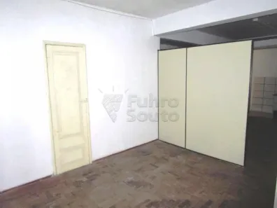 Sala Comercial para alugar, 40m² no Centro, Pelotas