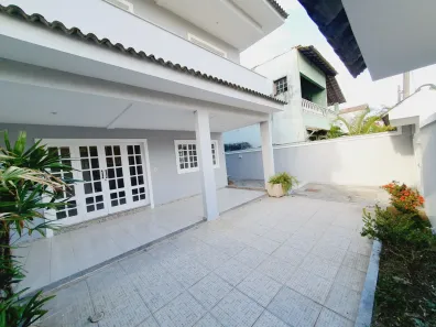 Casa de Condomínio com 4 Quartos à venda, 160m² no Vargem Pequena, Rio de Janeiro
