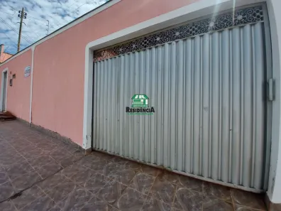 Casa com 3 Quartos para alugar, 130m² no Vila Formosa, Anápolis