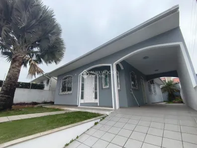 Casa com 3 Quartos à venda, 206m² no Barreiros, São José