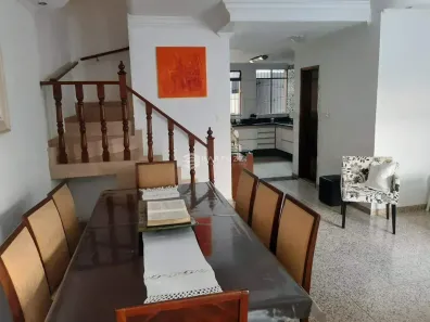 Sobrado com 3 Quartos à venda, 220m² no Jardim Jamaica, Santo André