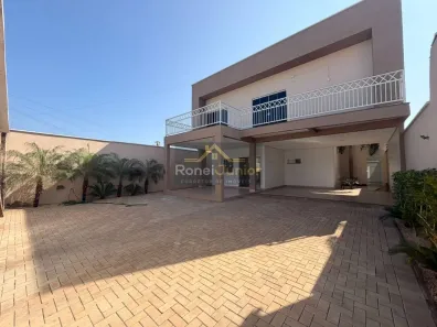 Sobrado com 4 Quartos para alugar, 250m² no Plano Diretor Sul, Palmas