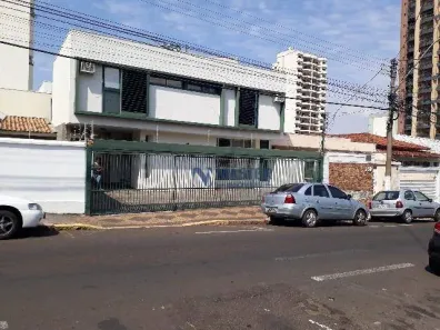 Imóvel Comercial com 3 Quartos à venda, 280m² no Centro, Marília