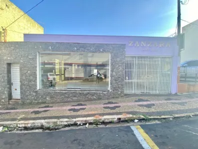 Ponto Comercial para alugar, 200m² no Centro, Marília