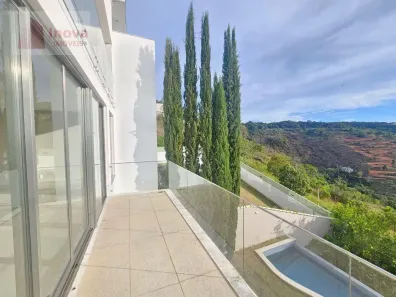 Casa de Condomínio com 3 Quartos para alugar, 400m² no Spina Ville II, Juiz de Fora