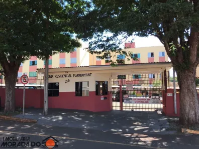 Apartamento com 3 Quartos à venda, 53m² no Conjunto Habitacional Lea Leal, Maringá