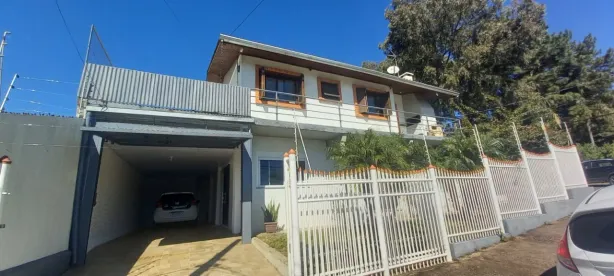 Casa com 4 Quartos à venda, 200m² no Cidade Nova, Caxias do Sul