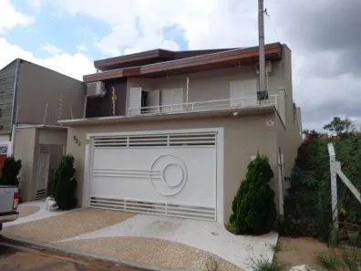 Casa com 3 Quartos à venda, 267m² no Jardim Paulistano, Americana
