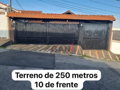 Casa com 3 Quartos à venda, 250m² no Jardim do Colégio (Zona Norte), São Paulo