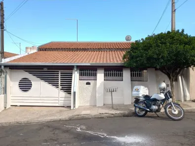 Casa com 3 Quartos para alugar, 138m² no Conjunto Habitacional 23 de Maio, Nova Odessa