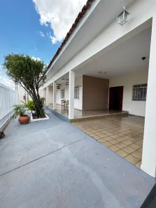 Casa com 3 Quartos à venda, 180m² no Morada da Serra, Cuiabá