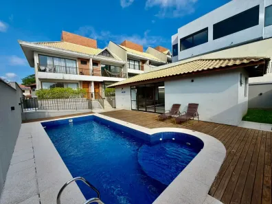 Casa de Condomínio com 2 Quartos à venda, 155m² no Lagoa da Conceição, Florianópolis