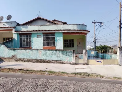 Casa com 2 Quartos para alugar, 60m² no Vila Iara, São Gonçalo