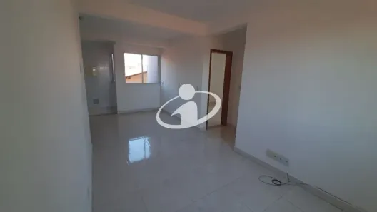 Apartamento com 2 Quartos para alugar, 55m² no Segismundo Pereira, Uberlândia