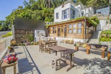 Casa com 3 Quartos à venda, 308m² no Serraria, Porto Alegre