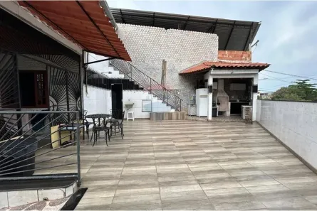 Casa com 3 Quartos à venda, 351m² no Irajá, Rio de Janeiro