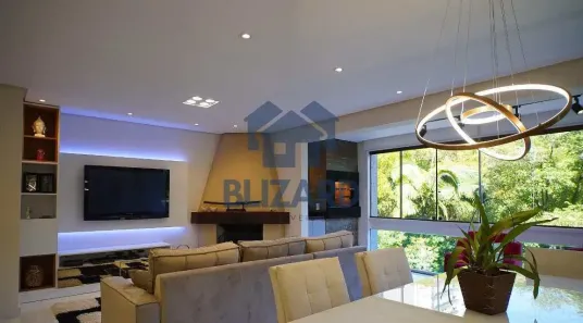 Apartamento com 3 Quartos para alugar, 143m² no Mont Serrat, Porto Alegre