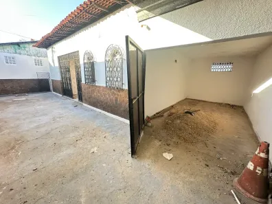 Casa com 3 Quartos à venda, 192m² no Vermelha, Teresina