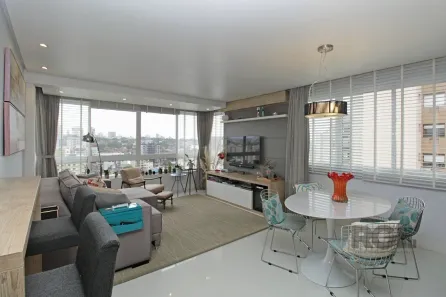 Apartamento com 2 Quartos à venda, 77m² no Passo da Areia, Porto Alegre