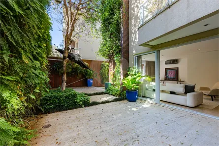 Casa de Condomínio com 4 Quartos para venda ou aluguel, 414m² no Vila Madalena, São Paulo