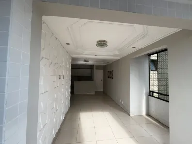 Apartamento com 4 Quartos para alugar, 98m² no Marco, Belém