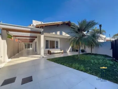 Casa com 3 Quartos à venda, 360m² no Jurerê, Florianópolis