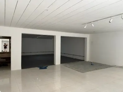 Ponto Comercial para alugar, 130m² no Vila Andrade, São Paulo