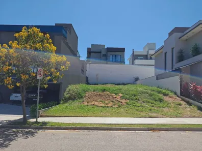 Lote/Terreno à venda, 250m² no Jardim Ermida I, Jundiaí