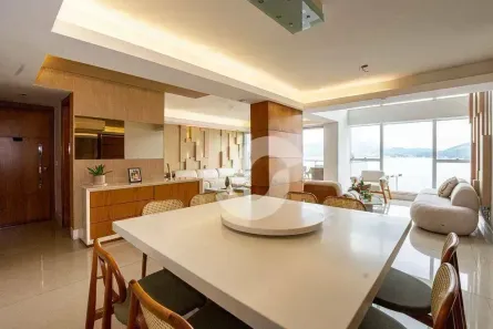 Apartamento com 4 Quartos à venda, 300m² no Icaraí, Niterói