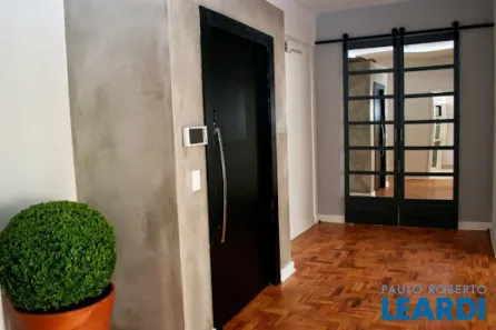 Apartamento com 2 Quartos à venda, 164m² no Bela Vista, São Paulo