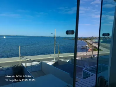 Casa com 5 Quartos à venda, 220m² no Centro, Araruama