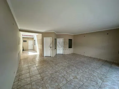 Casa com 3 Quartos à venda, 232m² no Jardim Caxambu, Piracicaba