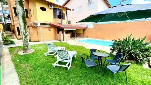 Casa com 3 Quartos à venda, 234m² no São Paulo II, Cotia