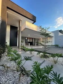 Casa com 3 Quartos à venda, 238m² no Moinho dos Ventos, Goiânia