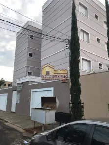 Apartamento com 3 Quartos para alugar, 113m² no Santa Maria, Uberaba