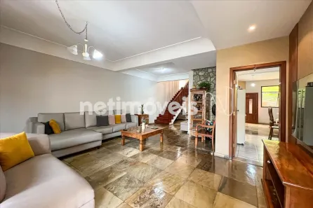 Casa com 4 Quartos à venda, 457m² no Cachoeirinha, Belo Horizonte